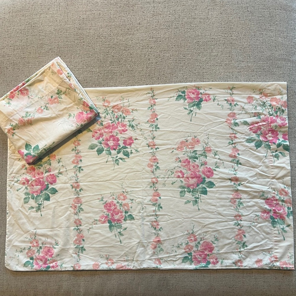 Vintage Tastemaker JP Stevens Floral Queen Pillowcase Pair Pink Rose Cottagecore